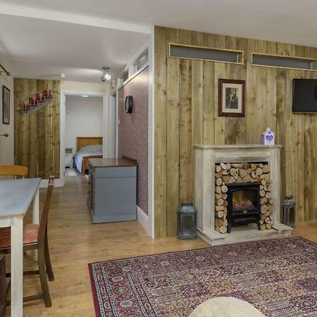 Poppy'S Place Купар Екстериор снимка
